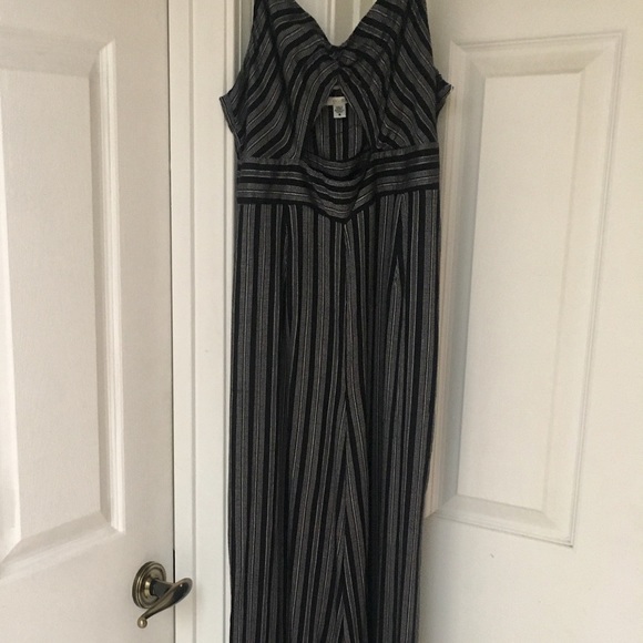 Urban outfitters jumpsuit - Picture 2 of 3